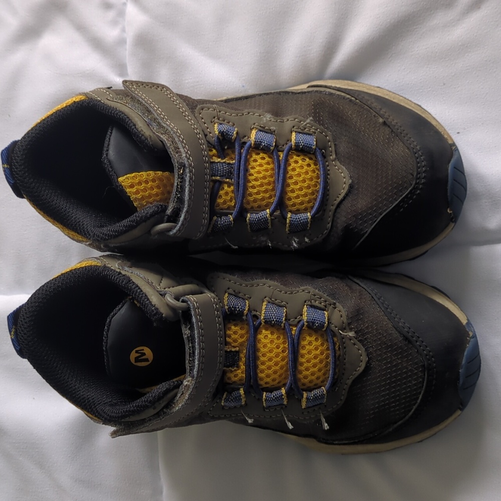 Merrell Hiking Sneakers Boys Size 13.5